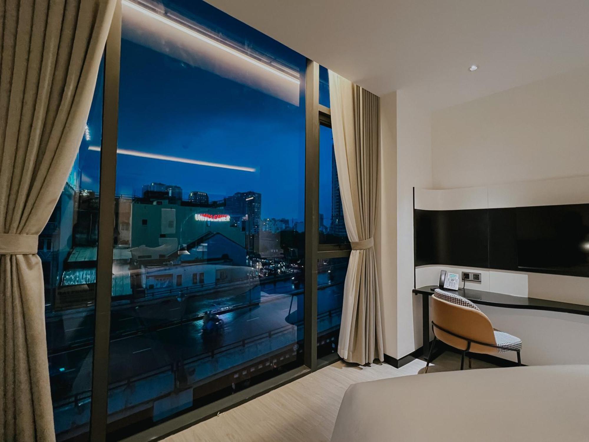 The Concept Hotel Hcmc- District 1 Хошимін Екстер'єр фото